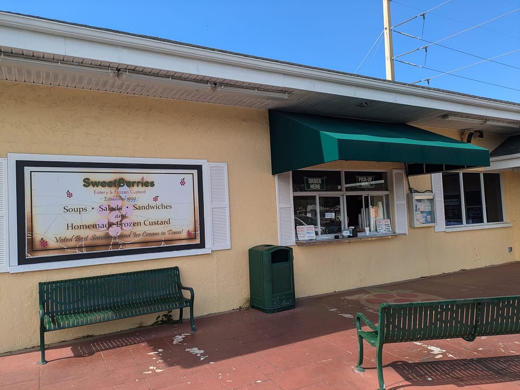 SweetBerries Bradenton, FL exterior