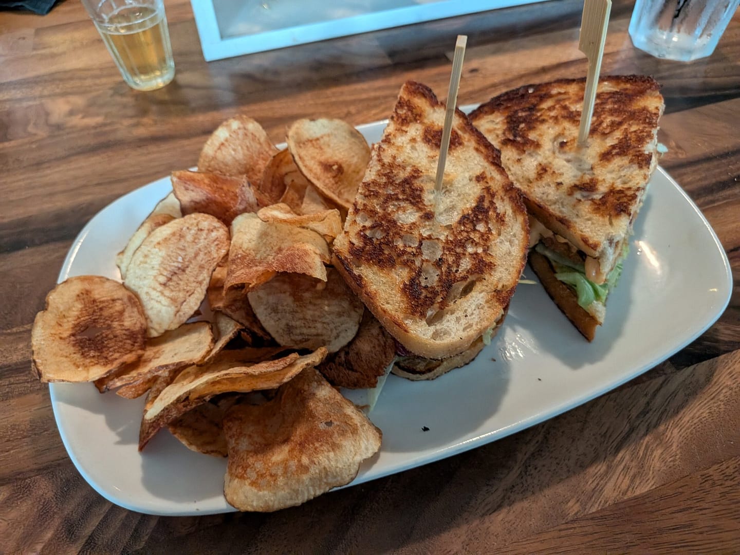BLGT sandwich with house-made chips at Runabout Brewing